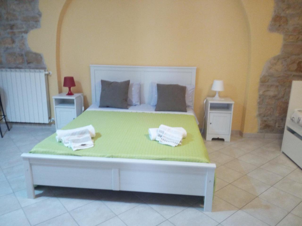 Al Castello Bed & Breakfast Venosa Ngoại thất bức ảnh